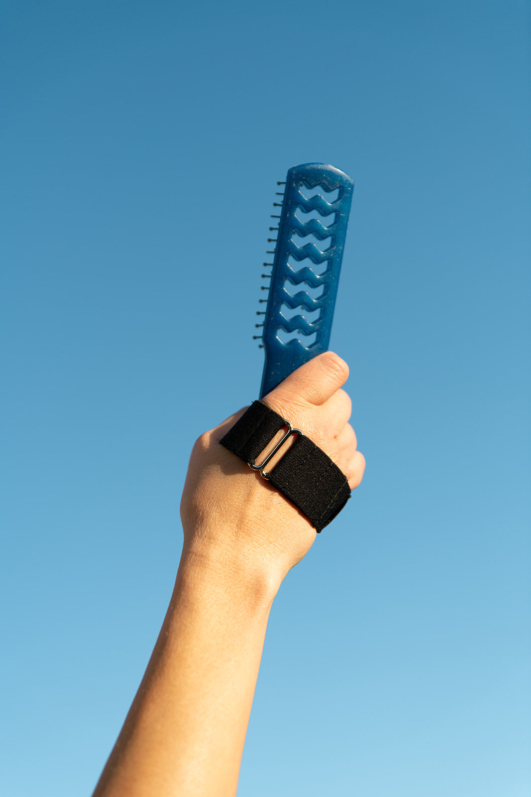 Adaptive hand grip tool | The HandyBand